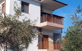 Myloi Well Apartment